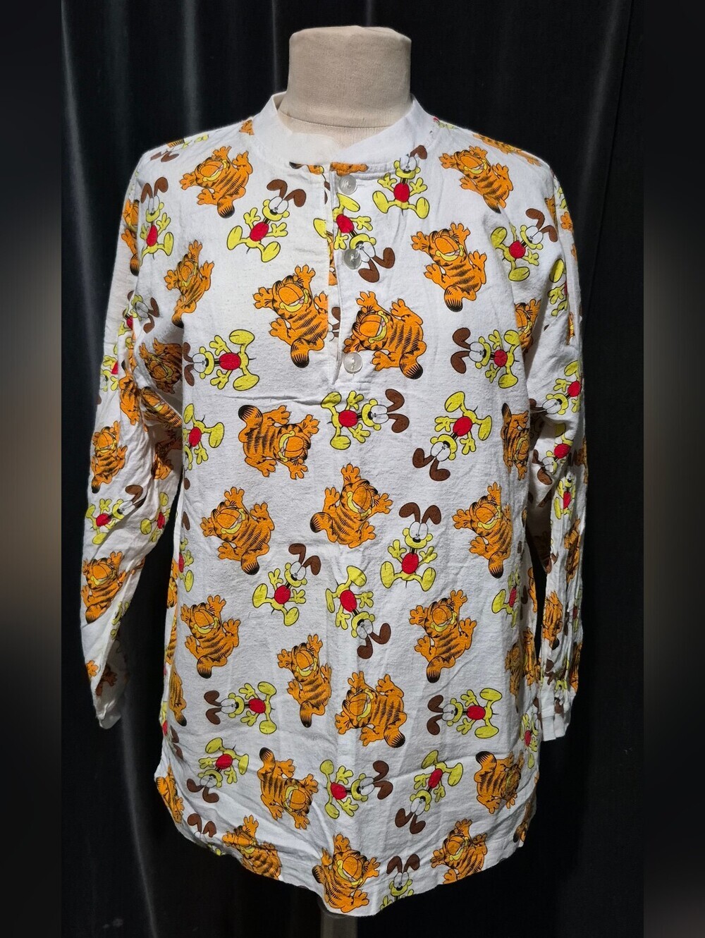Garfield Print Women's Long-Sleeve Henley Top - White/Orange (Box B)